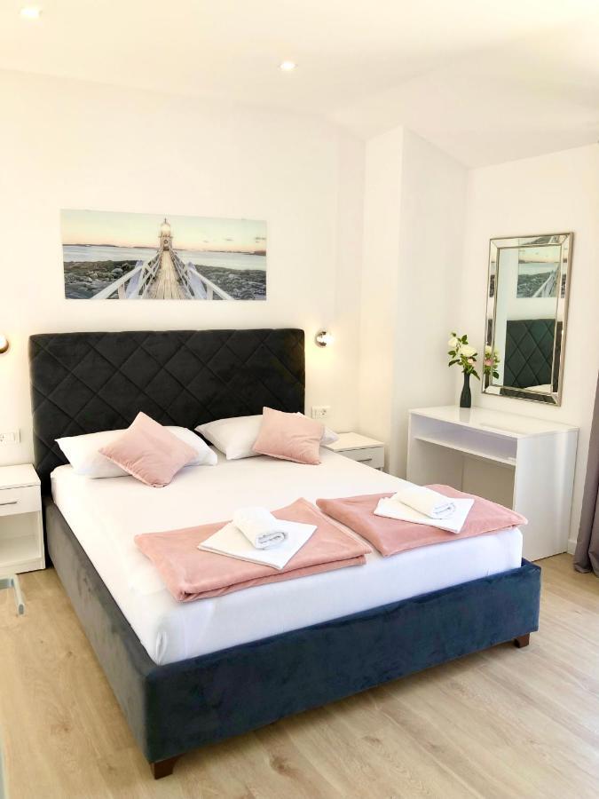 Hotel B&B Chamberlain Milna  Dış mekan fotoğraf