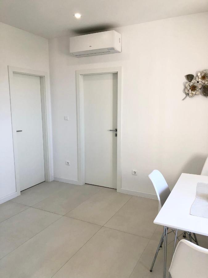Hotel B&B Chamberlain Milna  Dış mekan fotoğraf