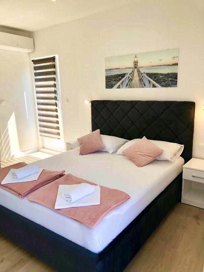 Hotel B&B Chamberlain Milna  Dış mekan fotoğraf