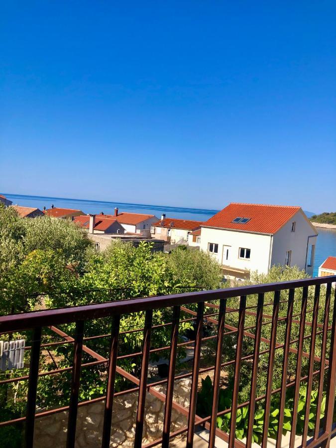 Hotel B&B Chamberlain Milna  Dış mekan fotoğraf