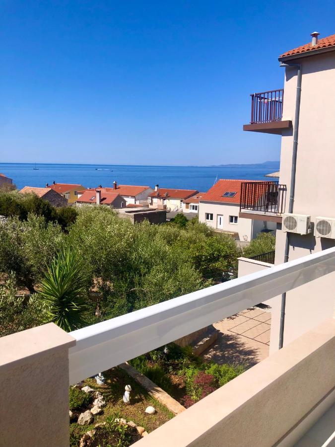 Hotel B&B Chamberlain Milna  Dış mekan fotoğraf