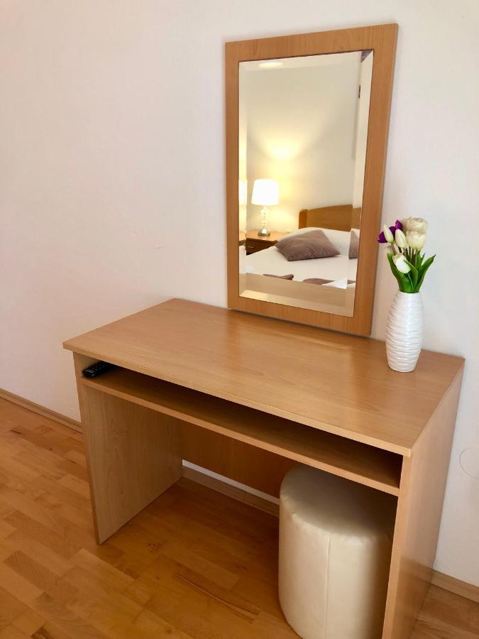 Hotel B&B Chamberlain Milna  Dış mekan fotoğraf