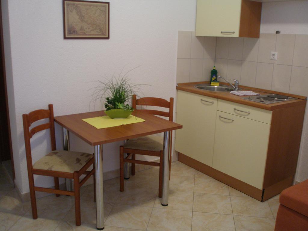 Hotel B&B Chamberlain Milna  Oda fotoğraf